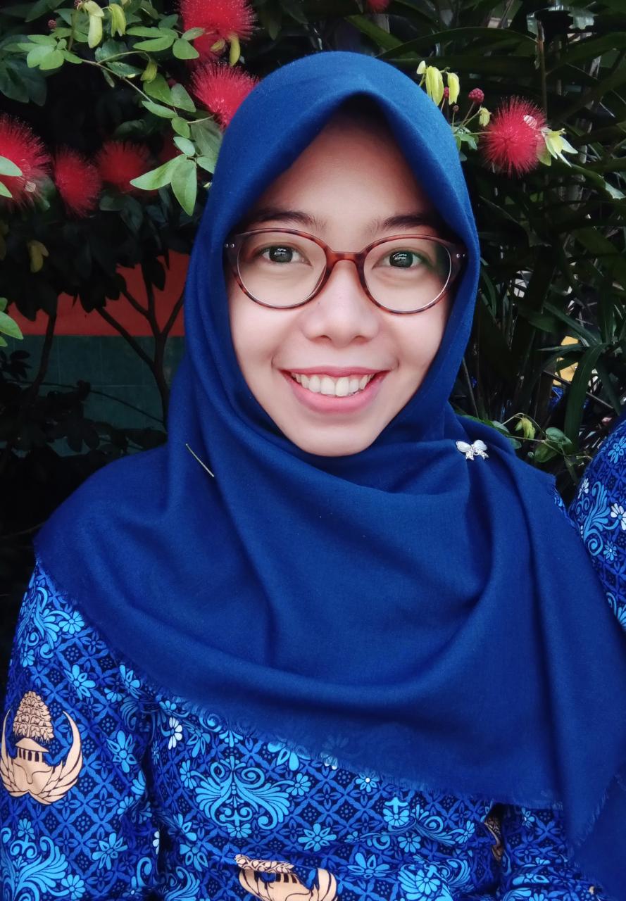 <center><br>TELUSTYA AGUSTIN,S.Pd</center>